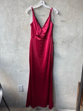 Lulu's Satin V-Neck Maxi Dress in Deep Raspberry